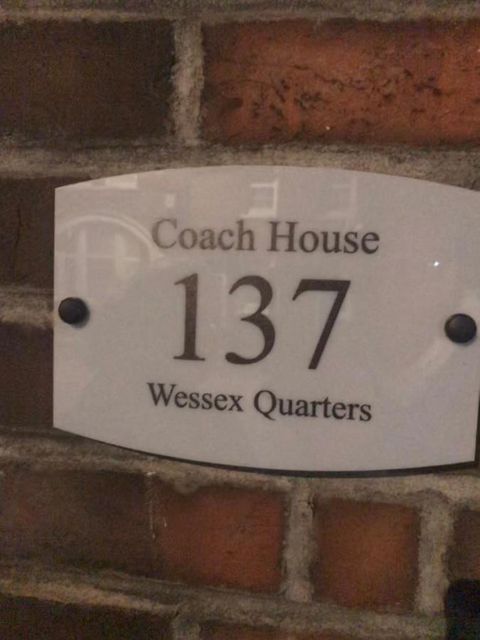 The Coach House Aparthotel Salisbury Kültér fotó